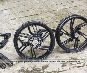 Bột sơn tĩnh điện xe máy dùng cho chi tiết kim loại cần lớp phủ bền và đẹp